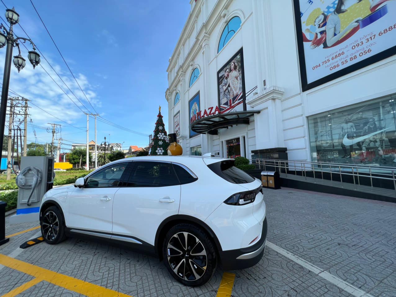 vinfast dĩ an bình dương | showroom xe vinfast tại dĩ an bình dương
