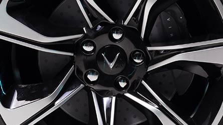 vinfast-lux-sa2.0-mam-xe