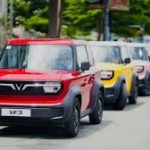 Xe VinFast VF 3 đô thị đỗ sát lề đường